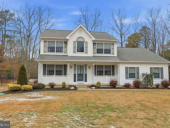 2nd image of 3116 N Pinewood Dr
