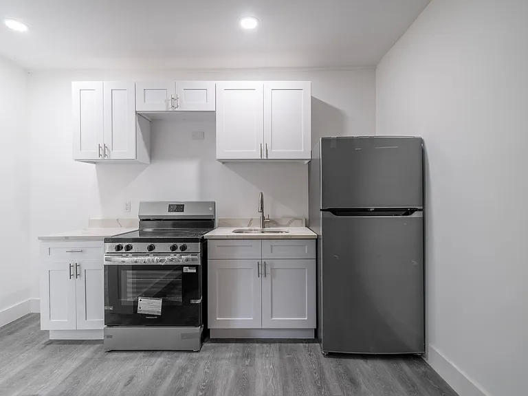 1003 Newly renovated 1/1 in Little Havana, near Brickell & Downtown! — Photo 2
