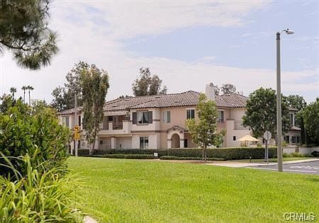 1st image of 2475 Sunningdale Dr