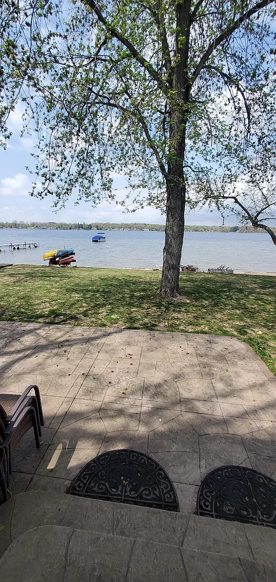 8532 Riverside Dr photo 1