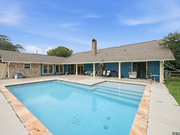 2nd image of 23231 Sunnyside Ln