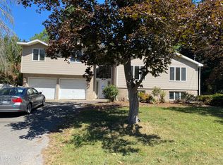 15 White Birch Court, Schenectady, NY 12306