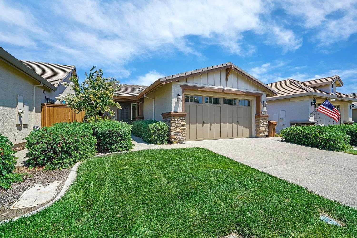 7505 Bloomsbury Way photo 1