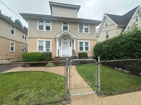 14 Van Cott Ave APT 4