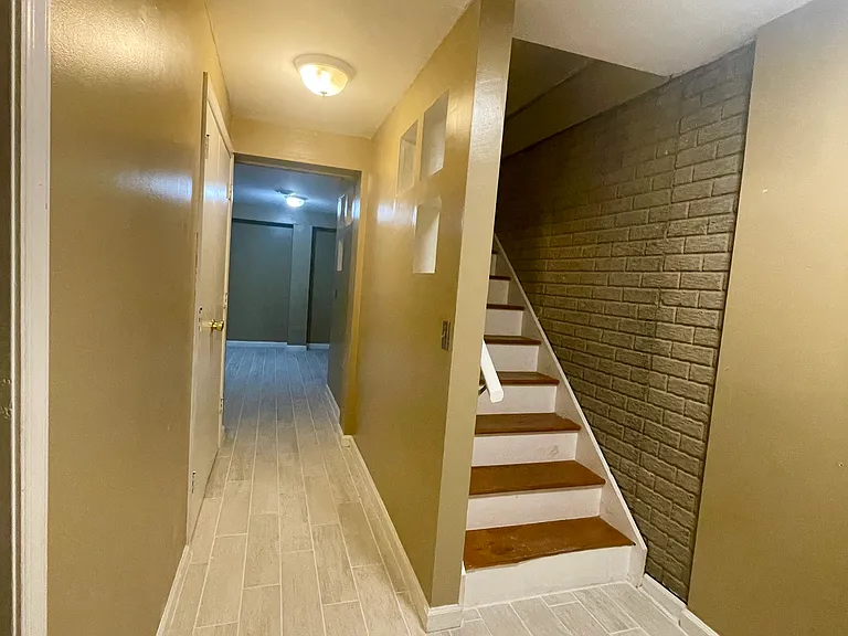 8314 Amity Cir — Photo 23
