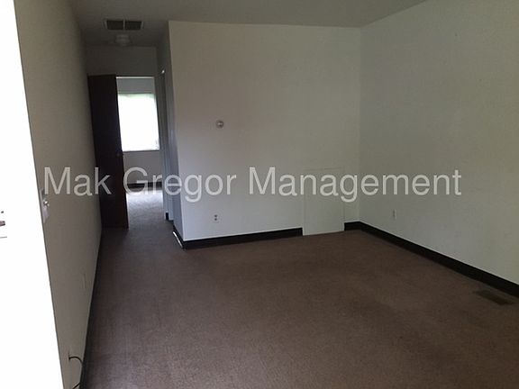 4th image of 4695 Croftshire Dr