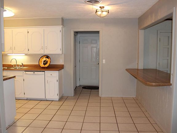 5th image of 4322 Mesa Cir