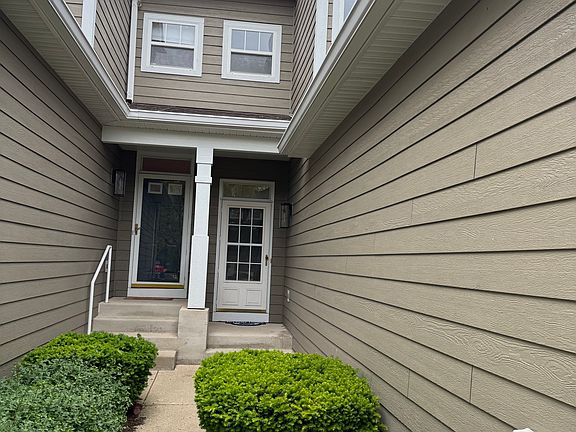 2nd image of 205 Tanglewood Dr