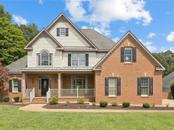 218 Charter House Ln, Williamsburg, VA 23188