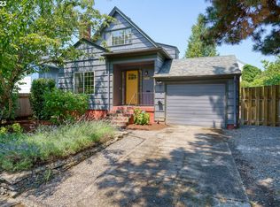 5565 SE Pine St, Portland, OR 97215