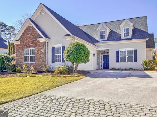 110 Woodsdale Dr, Peachtree City, GA 30269