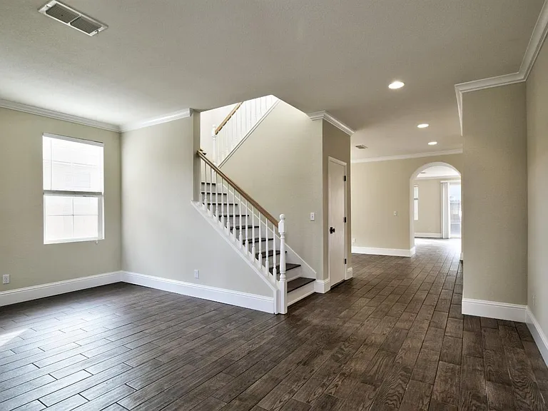 1804 Waterfall Dr — Photo 10