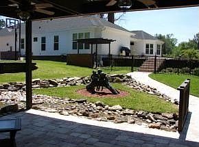 4th image of 3808 SE 10th Ave