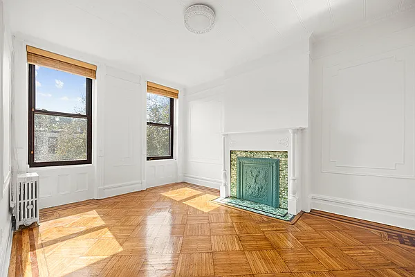 Rented by Compass | media 2