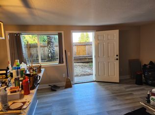 11424 NE Wygant St, Portland, OR 97220
