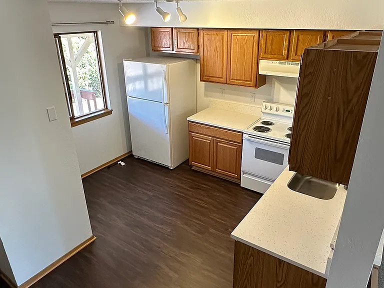 5507-5509 Fiesta Ln #5511 — Photo 9
