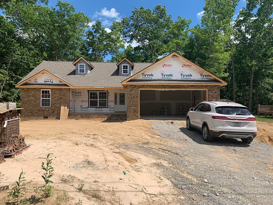 1st image of 39 Oakmont Way