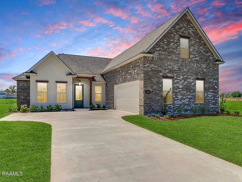 1st image of 305 Canehaven Blvd