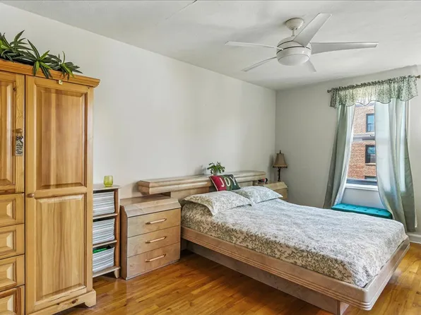 88-10 34th Avenue image 13 of 16