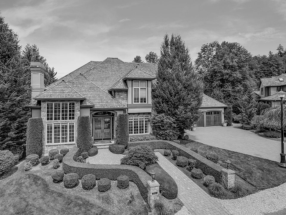 1st image of 21116 NE 129th Ct