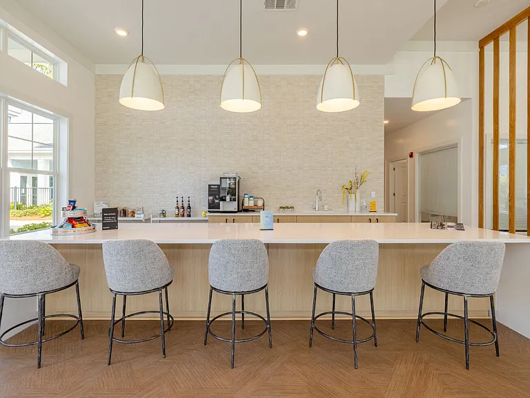 Longshore Commons — Photo 27