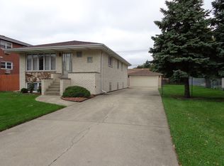 7918 W 89th Pl, Hickory Hills, IL 60457