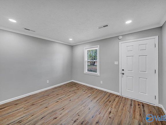 3rd image of 11594 Cowford Rd