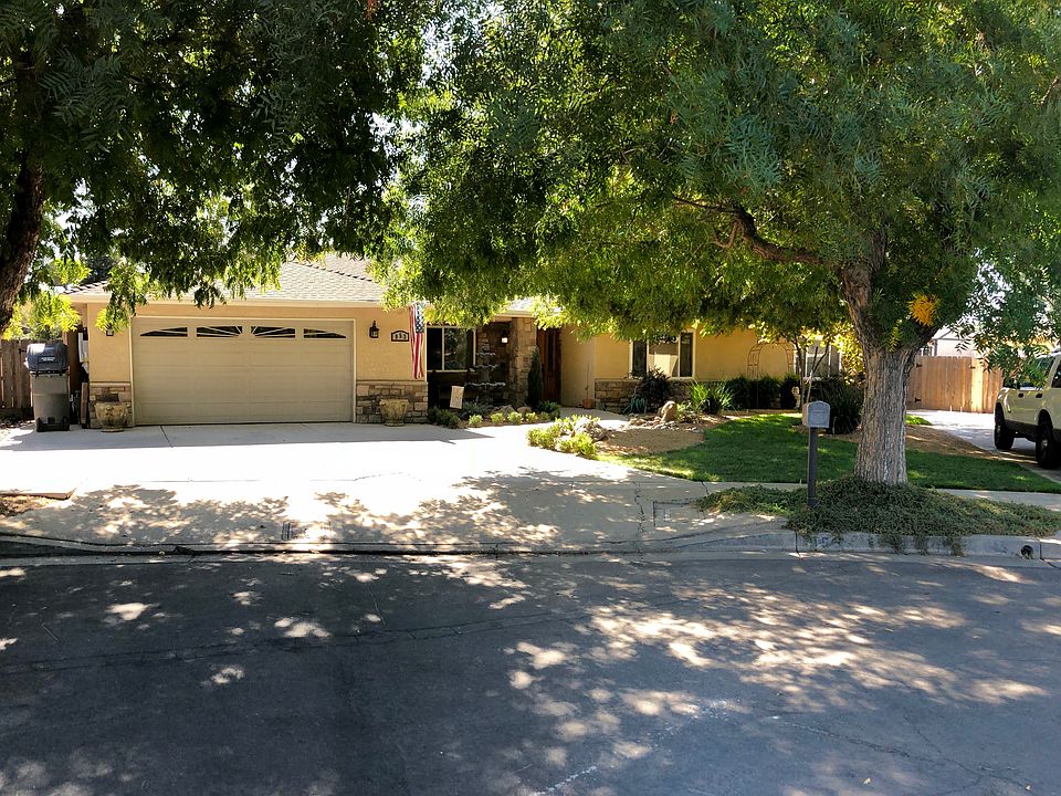 1st image of 953 E Alluvial Ave