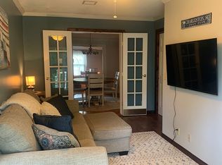 140 Field Rd, Longmeadow, MA 01106