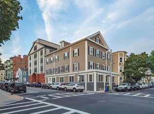 362-364 W 4th St, South Boston, MA 02127
