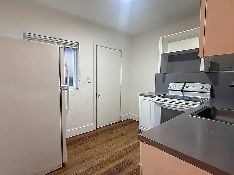 6930 NW 6th Ct #2 — Photo 5