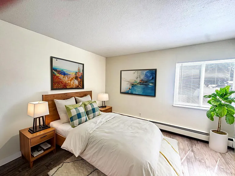 3611 E San Miguel St. — Photo 15