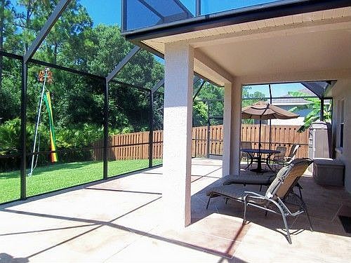 Huge Screened Lanai overlooking conservation area