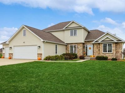 1317 Woodland Ct, Washington, IA, 52353