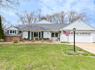 7845 N Boyd Way, Fox Pt, WI 53217