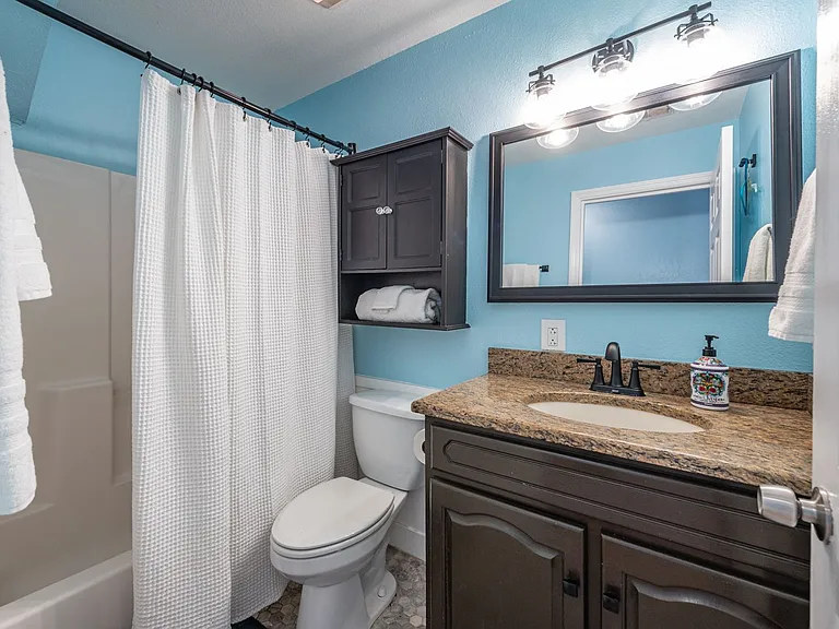 5905 N Eustace Ave — Photo 15