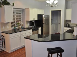 19007 Jacobs St, Omaha, NE 68135