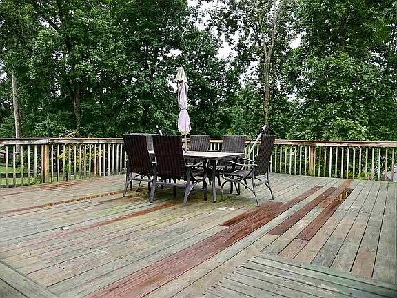 3rd image of 10777 Autumnridge Dr