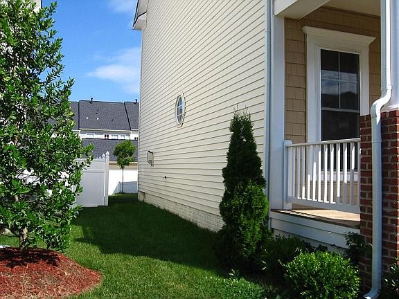 5th image of 12836 Grand Elm St