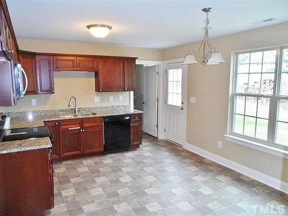 5th image of 102 Kinloss Way Lot 31