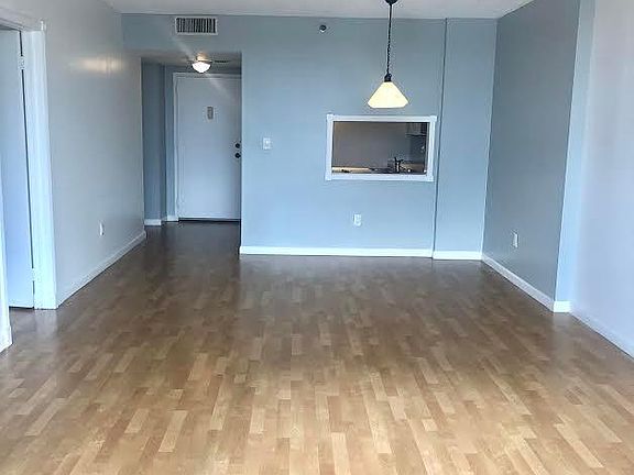 2nd image of 1470 NE 123rd St APT 710