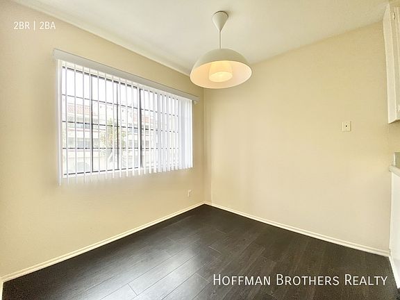 5th image of 3504 Jasmine Ave #104