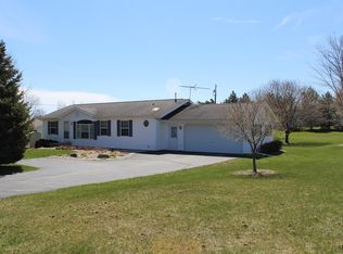 6799 Wood View Dr, Sturgeon Bay, WI 54235
