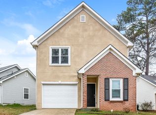 146 S Fairfield Dr, Peachtree City, GA 30269