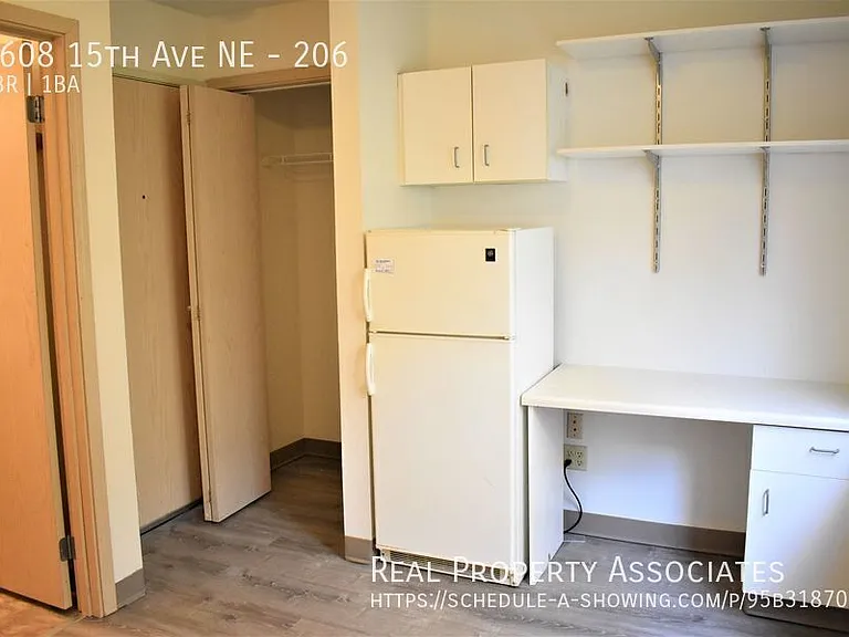 5608 15th Ave NE — Photo 83