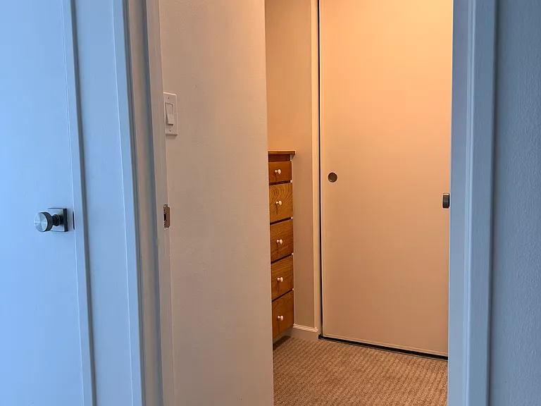 904 Peninsula Ave #403 — Photo 10