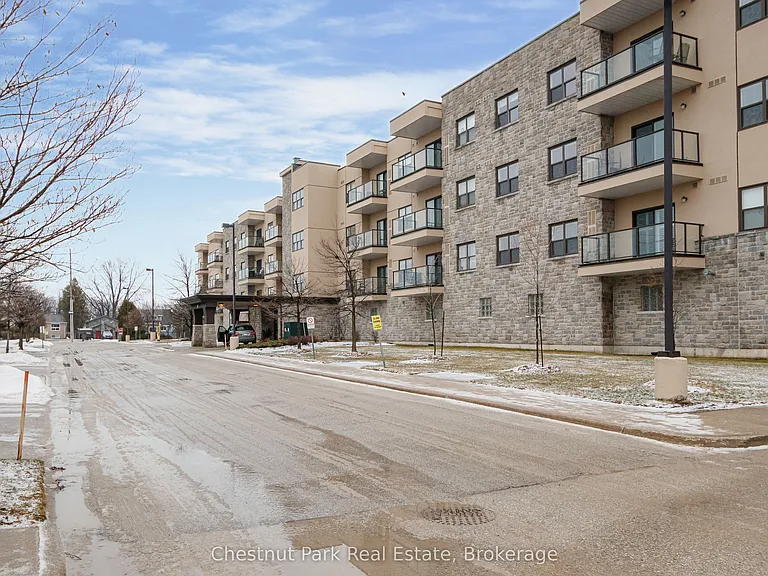 91 Raglan St #412 — Photo 25