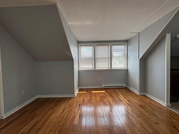 4th image of 280-282 Winthrop Ave #14