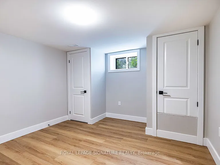 688 Aylmer St N — Photo 19