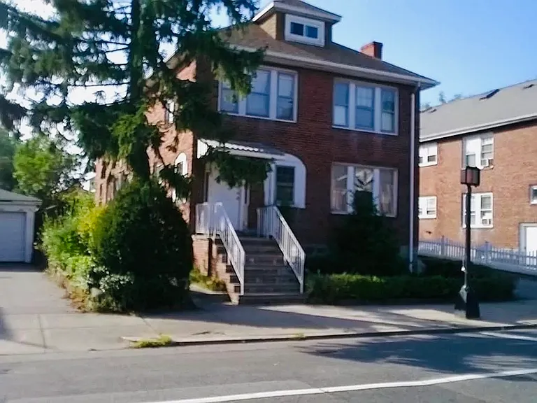 151 Chestnut Hill Ave #B — Photo 8